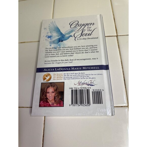 Oxygen For The Soul: A 31-Day Devotional By Alicia LaDonna Marie Mitchell - Picture 4 of 4
